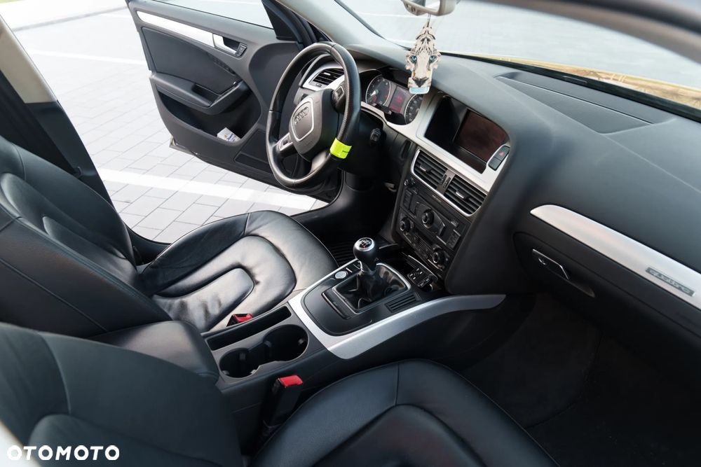 Audi A4 ver-2-0-tfsi-quattro - 13