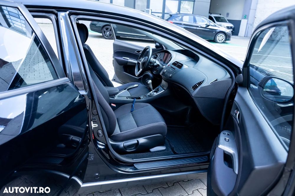 Honda Civic 1.8i-VTEC Executive - 14
