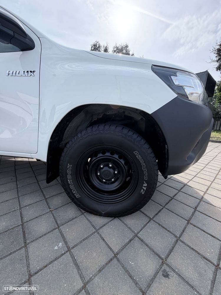 Toyota Hilux 2.4 D-4D 2WD CE - 31
