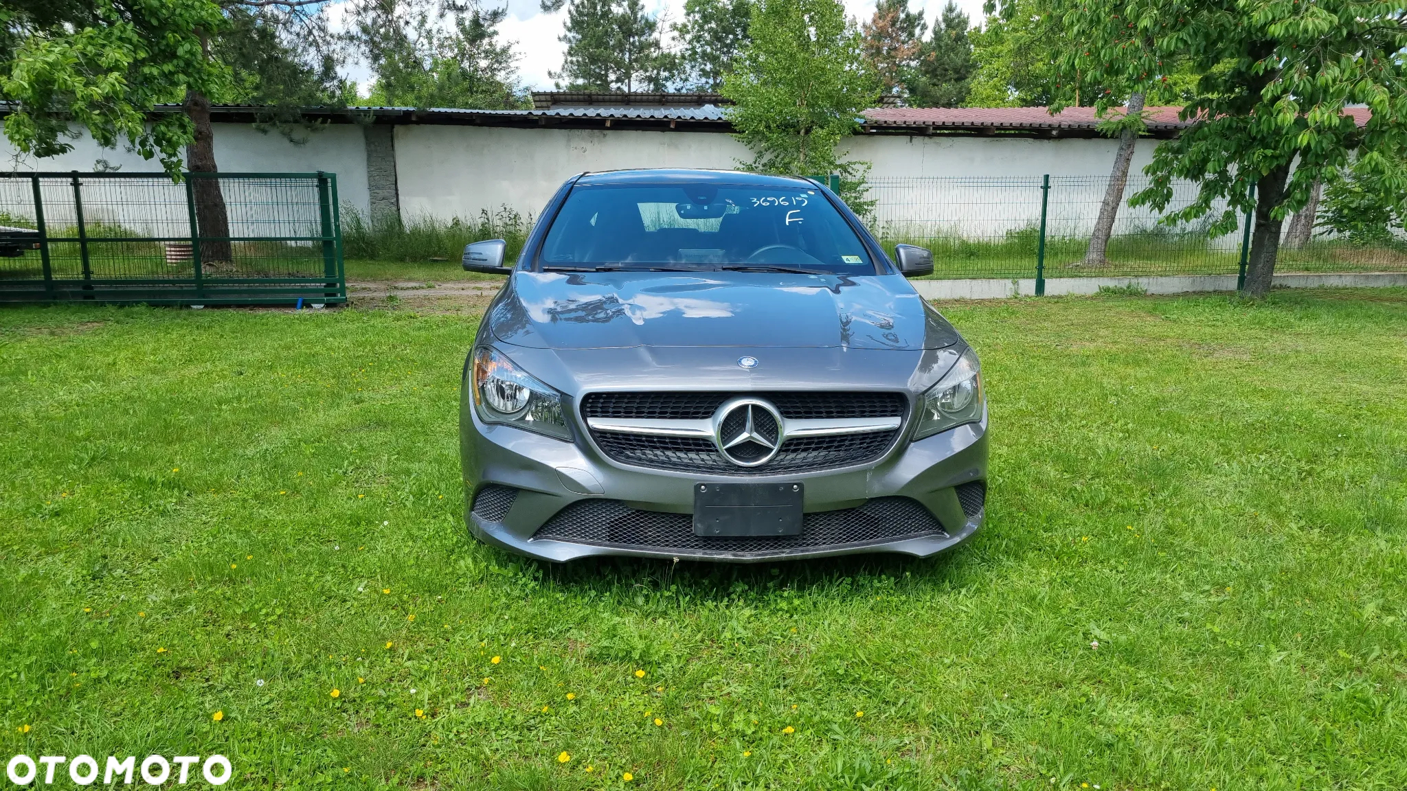 Mercedes-Benz CLA - 12