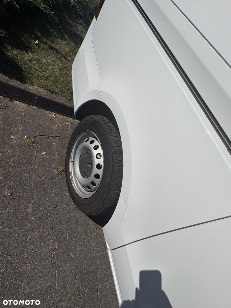 Mercedes-Benz Vito - 15