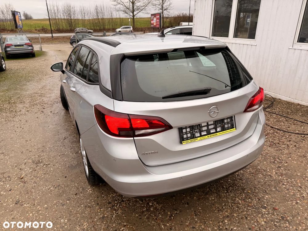 Opel Astra 1.6 CDTI Enjoy - 9