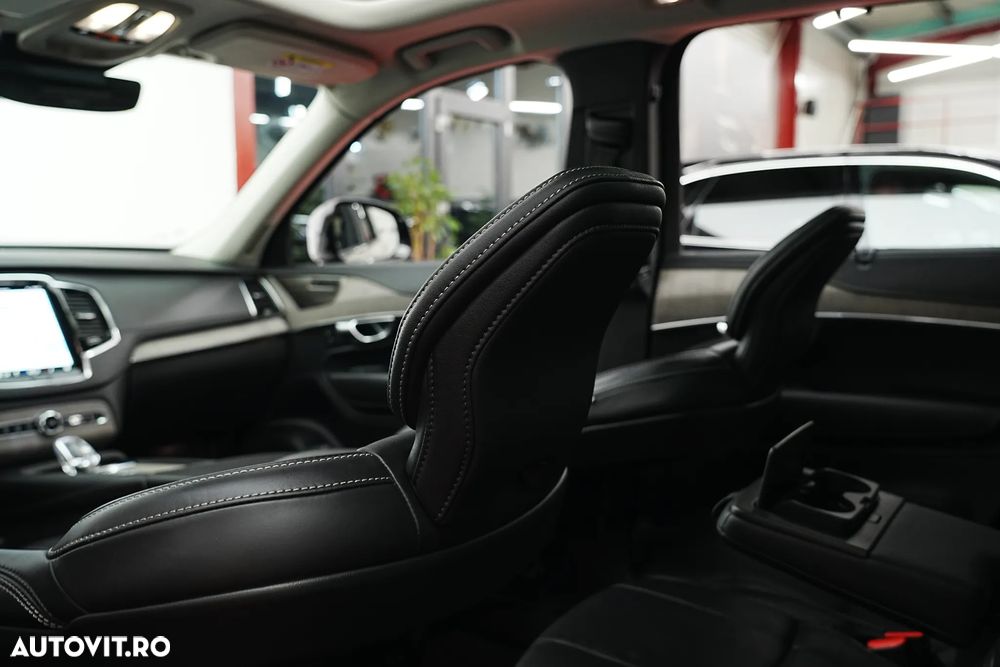 Volvo XC 90 B5 D AWD Ultimate Dark - 35