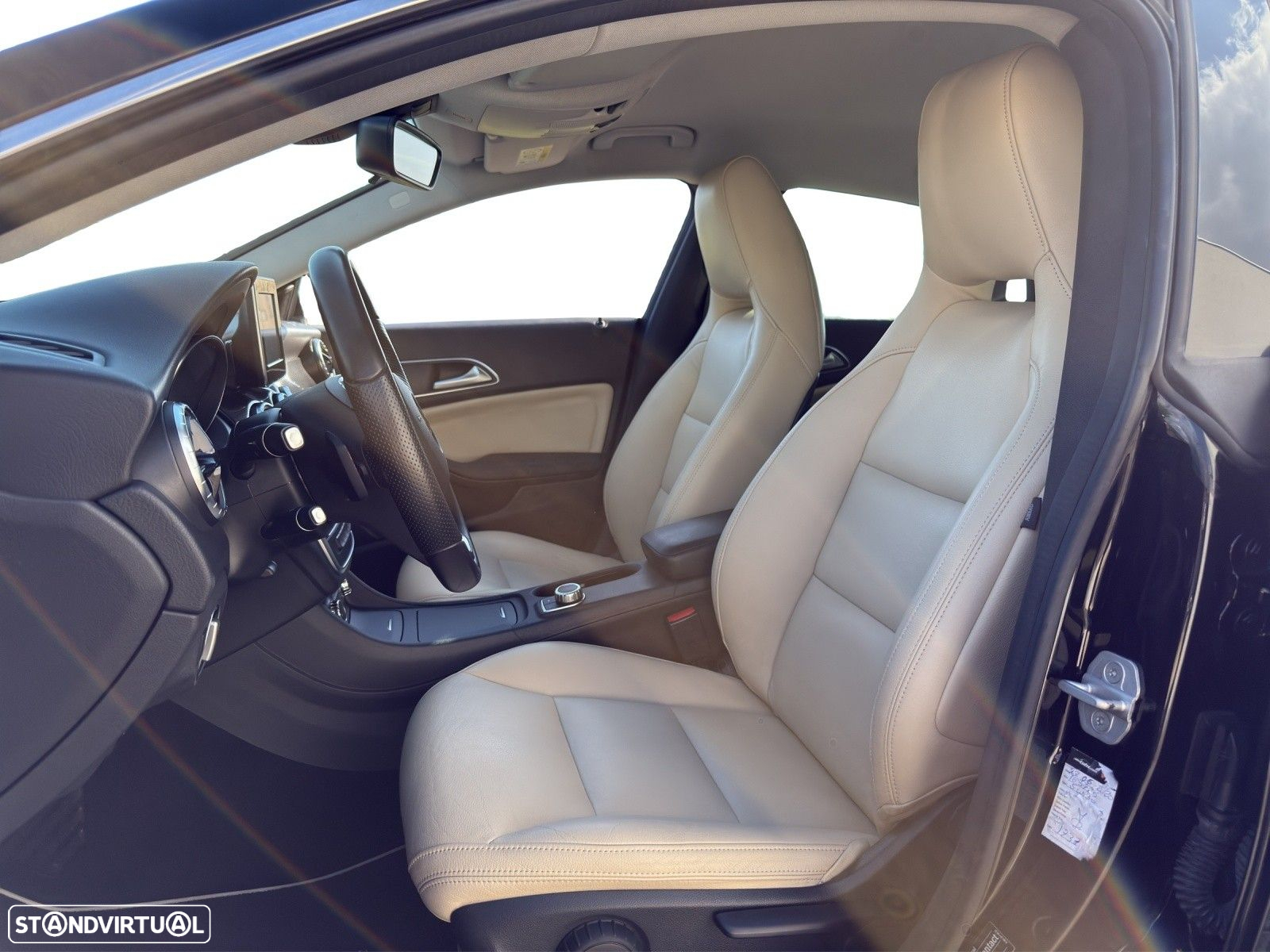 Mercedes-Benz CLA 200 Shooting Brake (CDI) d 7G-DCT - 11