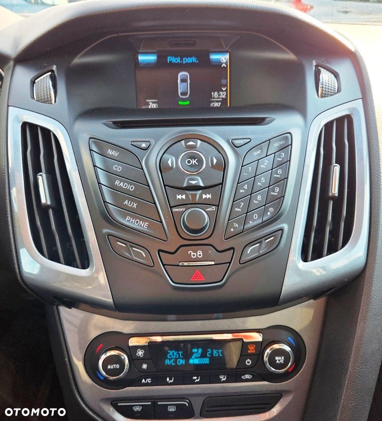 Ford Focus 1.6 Titanium - 33