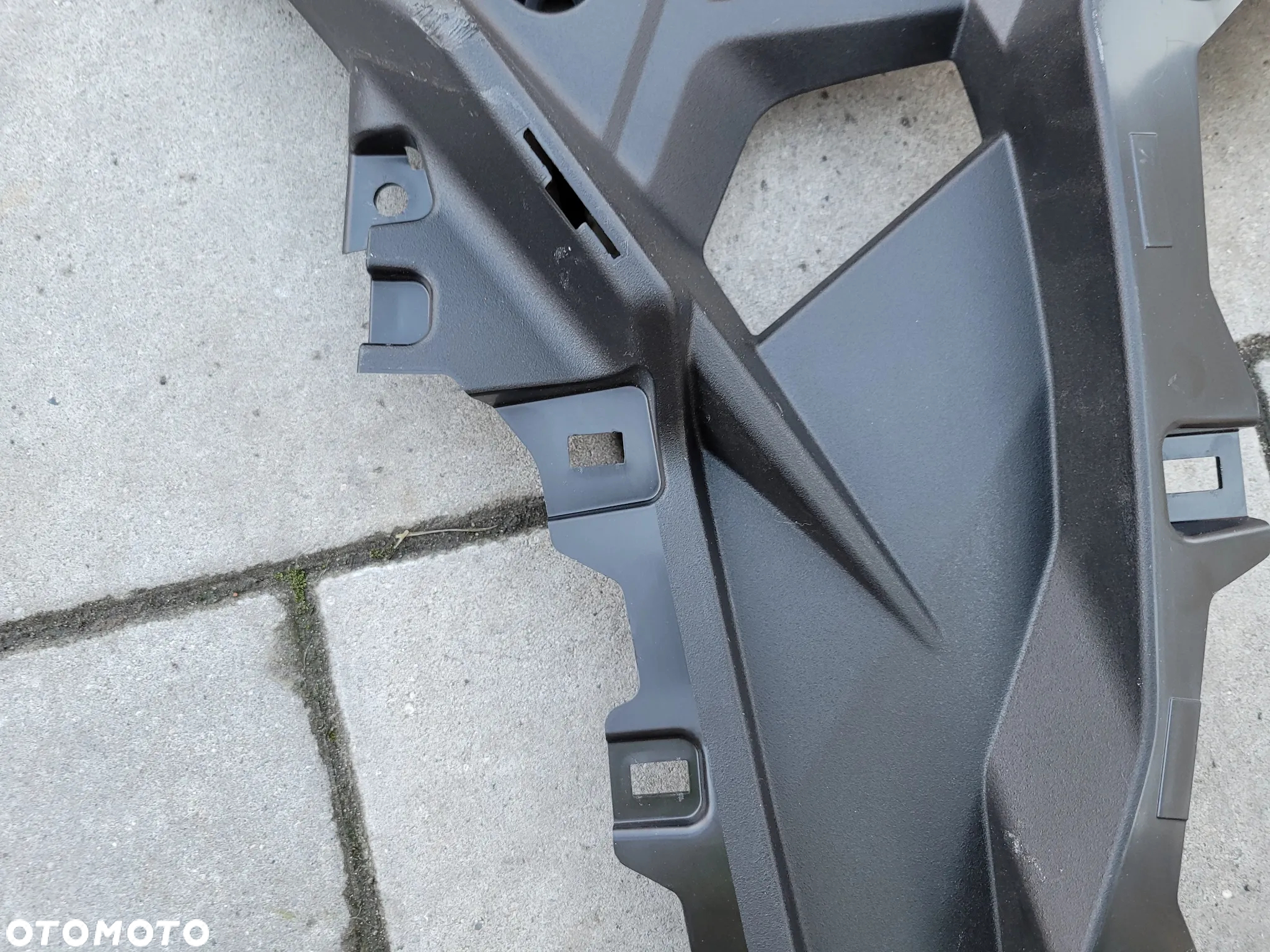 Wypełnienie lewe Suzuki GSX-8R GSX8R GSX 8R - 10