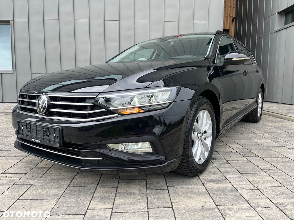 Volkswagen Passat 2.0 TDI SCR Style DSG - 32