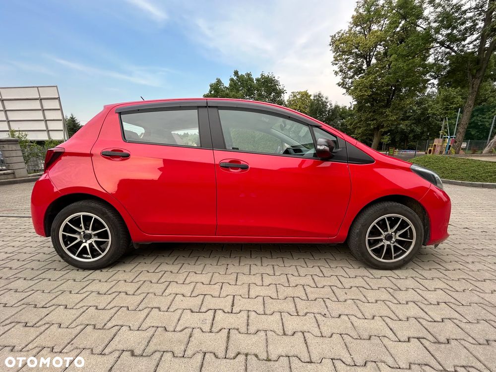 Toyota Yaris 1.0 Life EU6 - 5