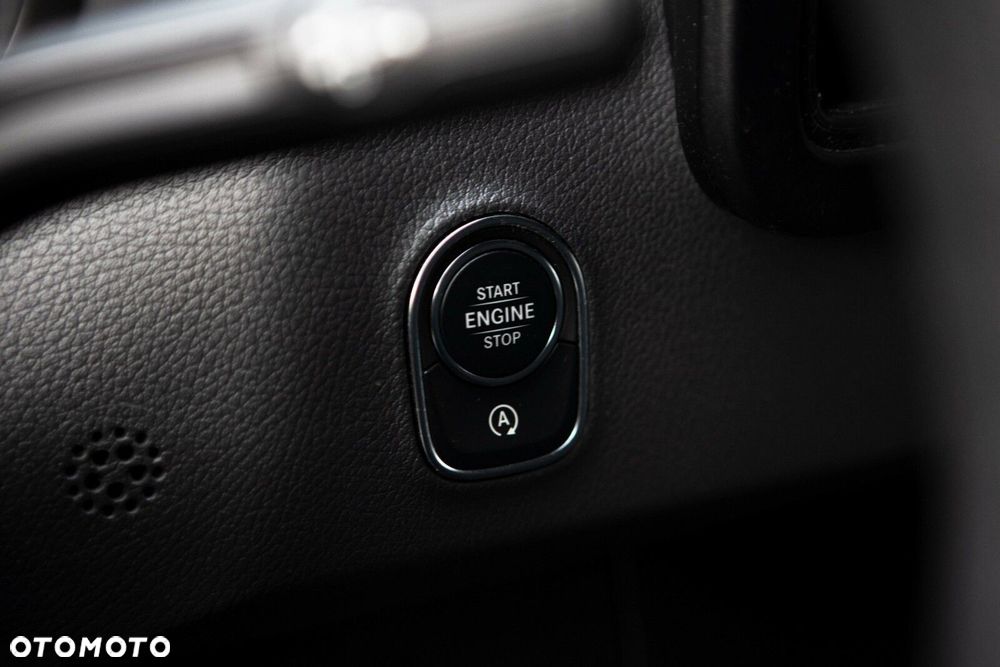 Mercedes-Benz Sprinter - 26