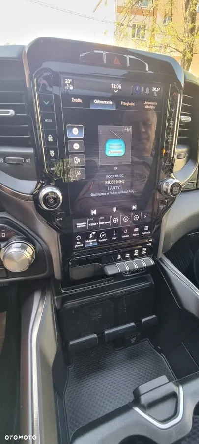 RAM 1500 Crew Cab Sport - 22