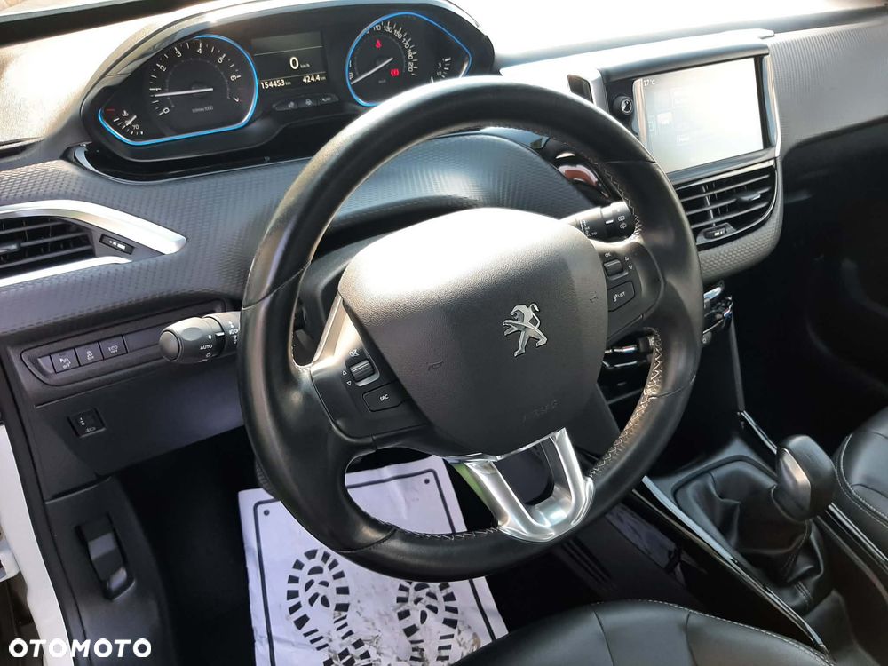 Peugeot 2008 PureTech 110 Stop&Start Allure - 15