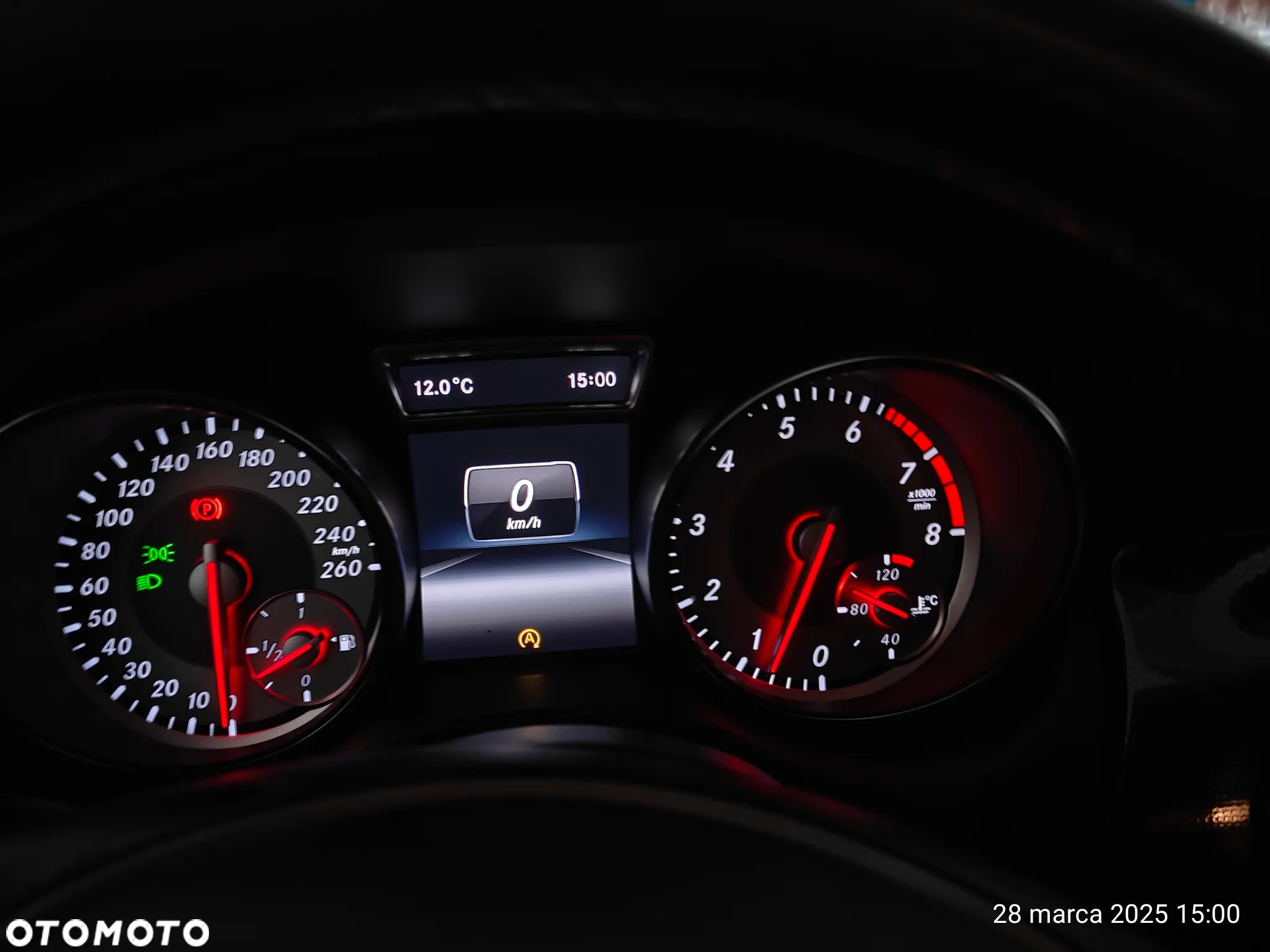 Mercedes-Benz CLA 180 - 11