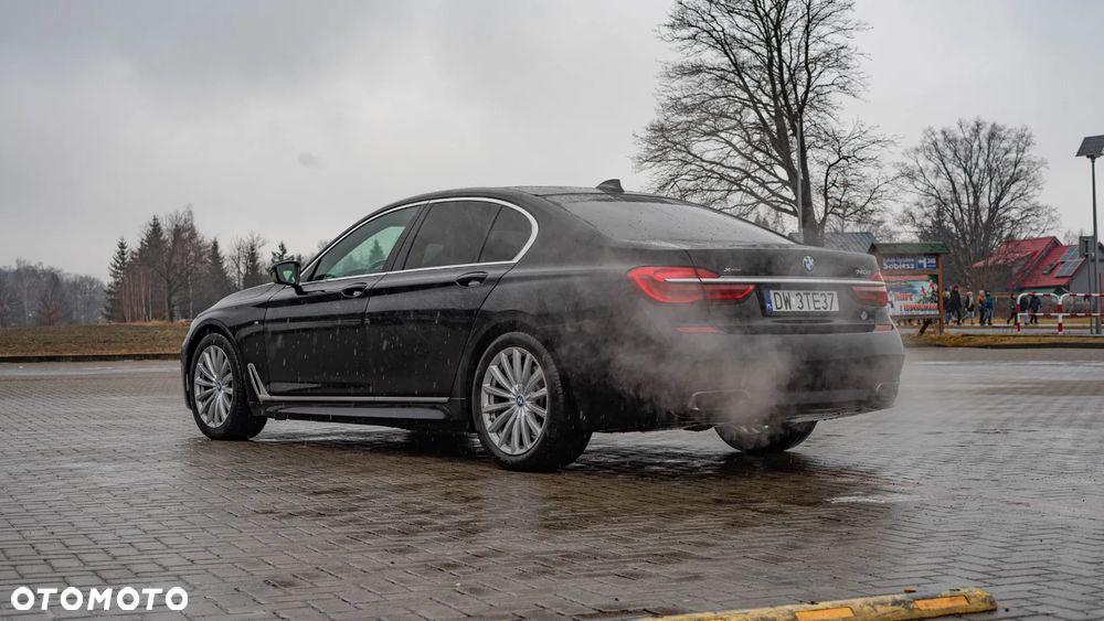 BMW Seria 7 740d xDrive - 5