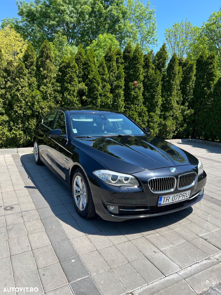 BMW Seria 5 525d xDrive Sport-Aut. - 11