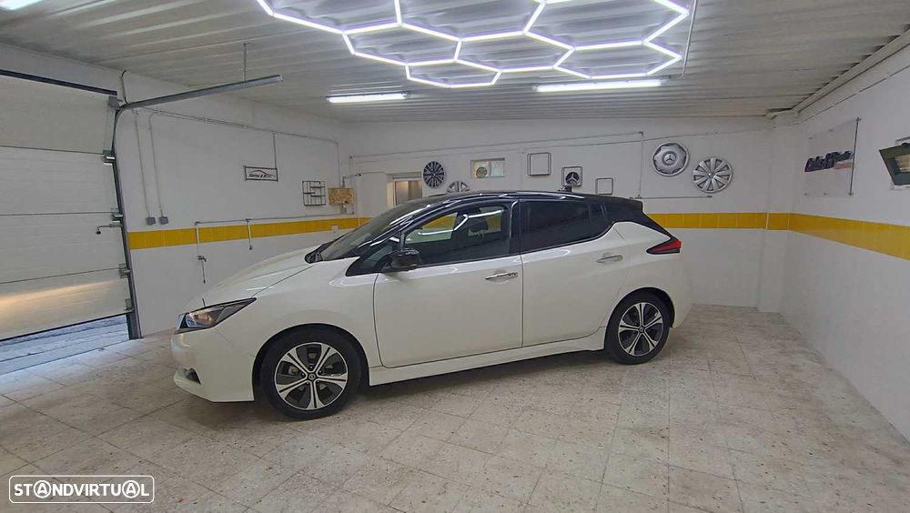 Nissan Leaf N-Connecta - 9