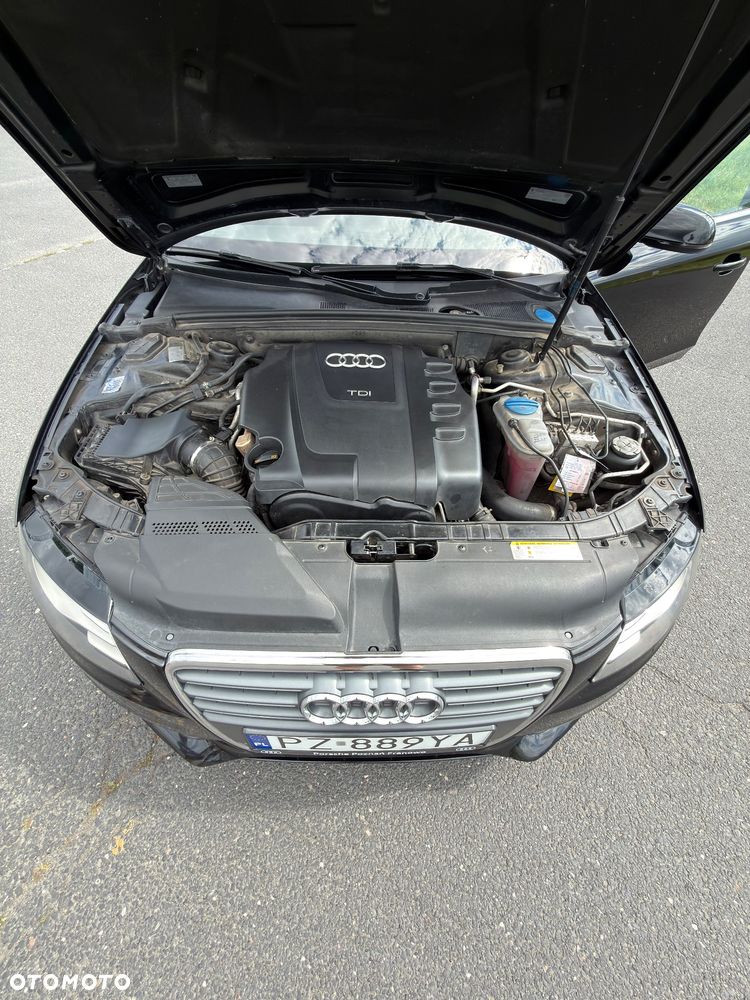 Audi A4 Avant 2.0 TDI Limited Edition - 16