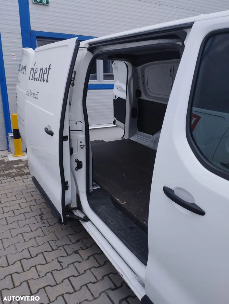 Opel Vivaro - 12