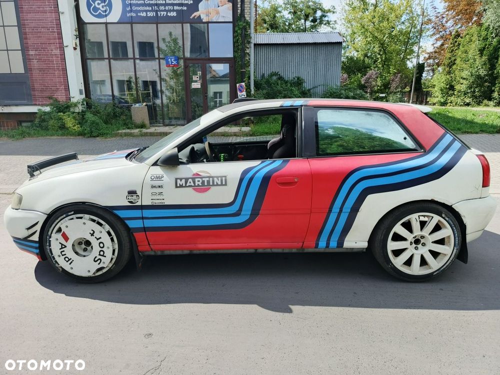Audi A3 3-drzwiowe 1.8T Quattro Attraction - 8