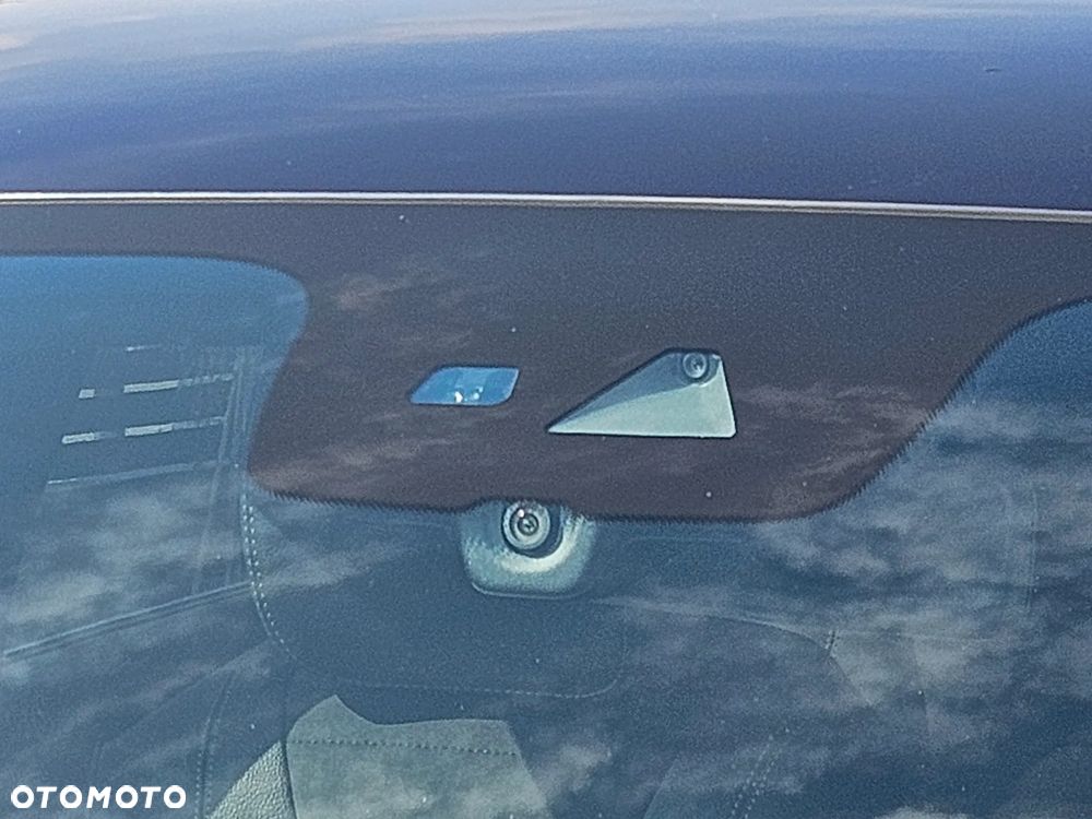 Mercedes-Benz Klasa E 220 d 4-Matic AMG - 23