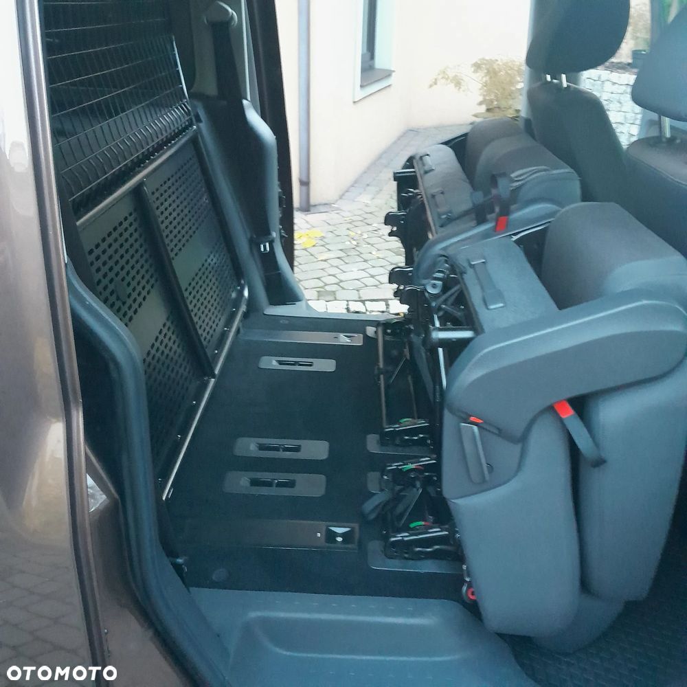 Volkswagen Caddy Trendline Mixt - 14