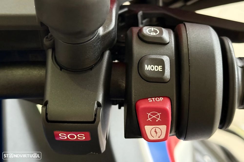 BMW R 1300 GS Adventure TROPHY - 9