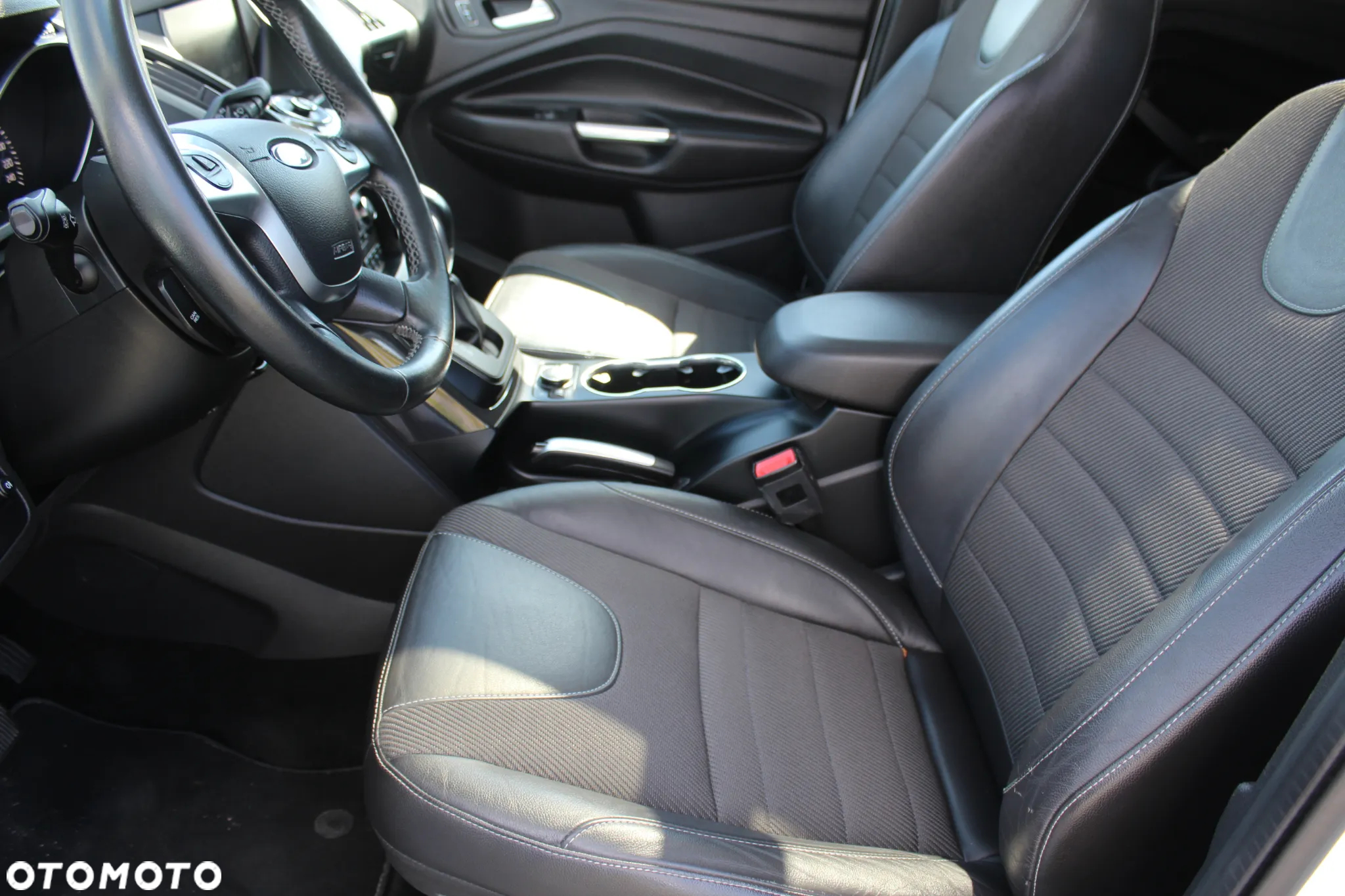 Ford Kuga 2.0 TDCi 4x4 Titanium - 11