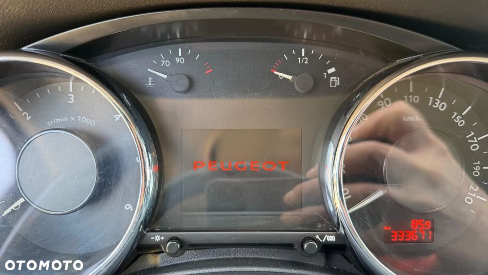 Peugeot 5008 2.0 HDi Allure 7os - 15
