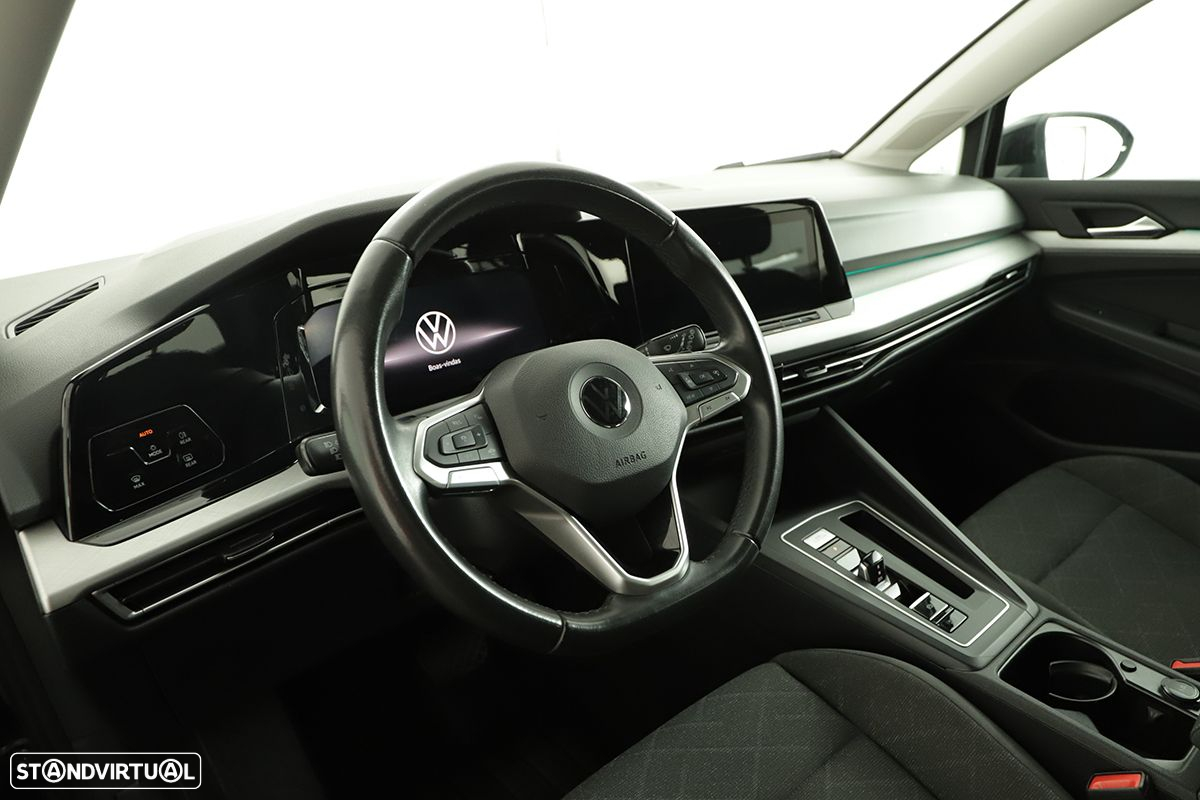 VW Golf 1.0 eTSI Life DSG - 7