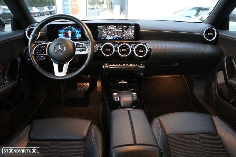 Mercedes-Benz CLA 250 e Shooting Brake Style Plus - 11