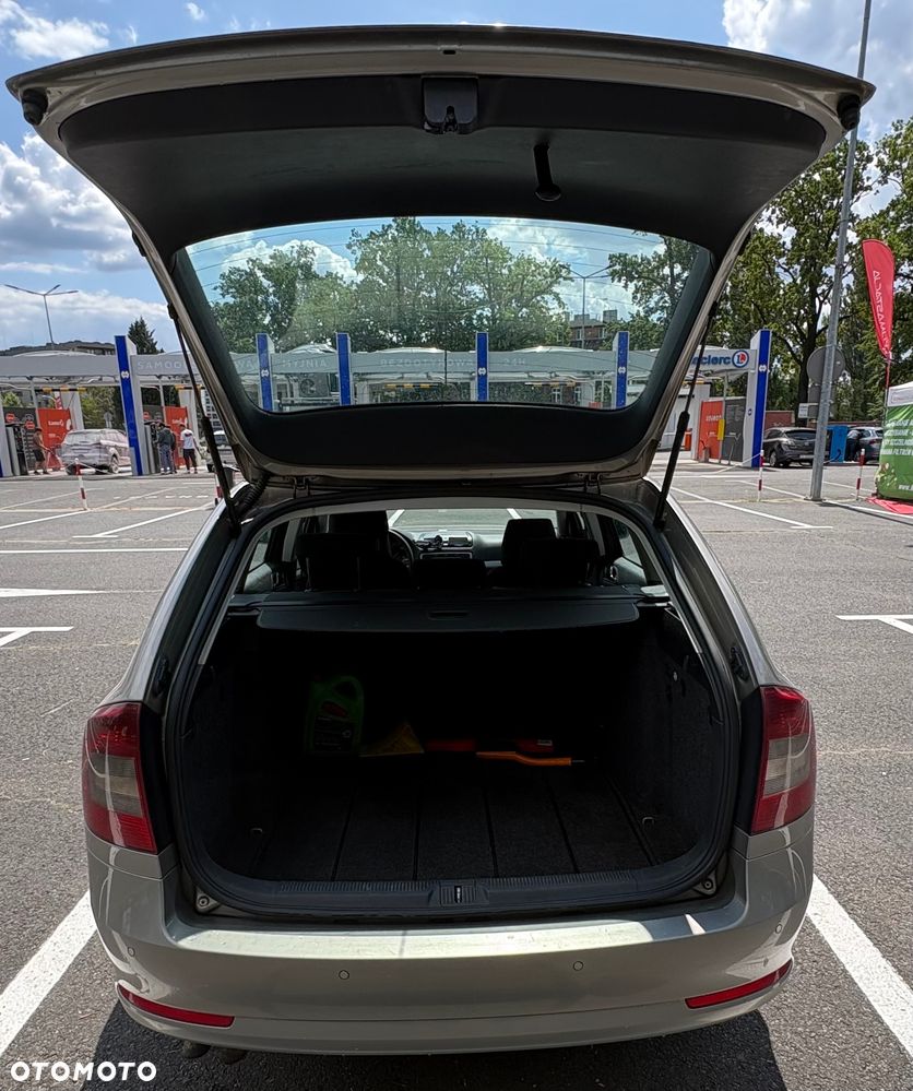 Skoda Octavia 2.0 TDI Ambiente - 28