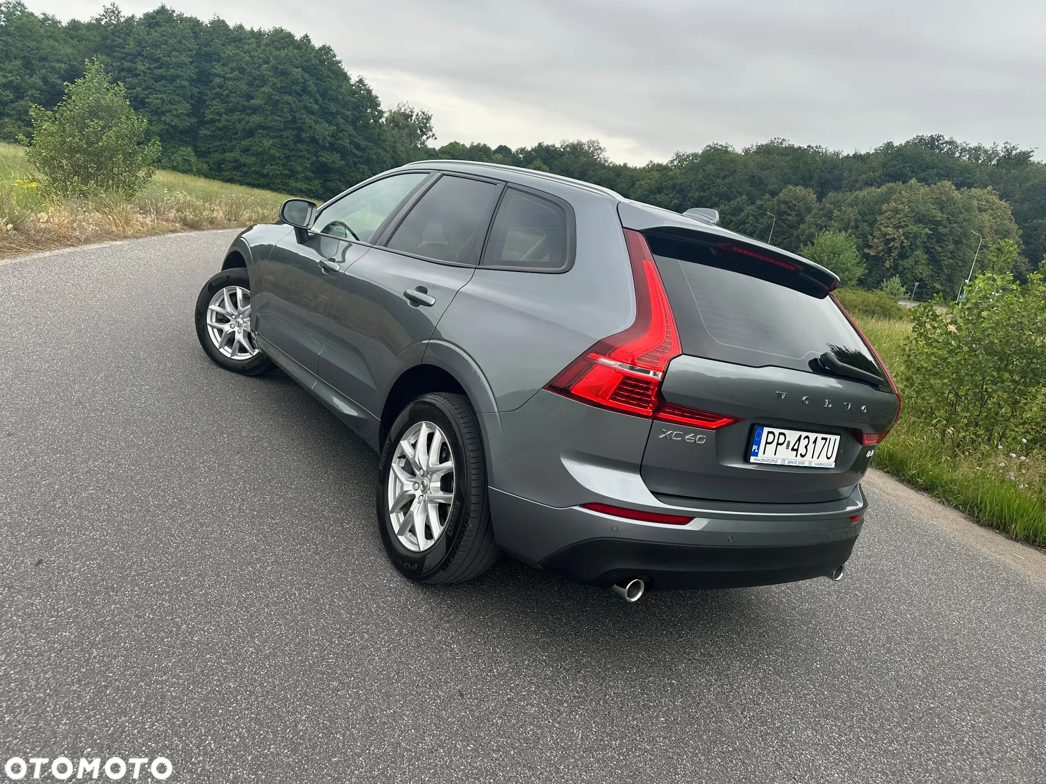 Volvo XC 60 B4 D Geartronic Momentum Pro - 9