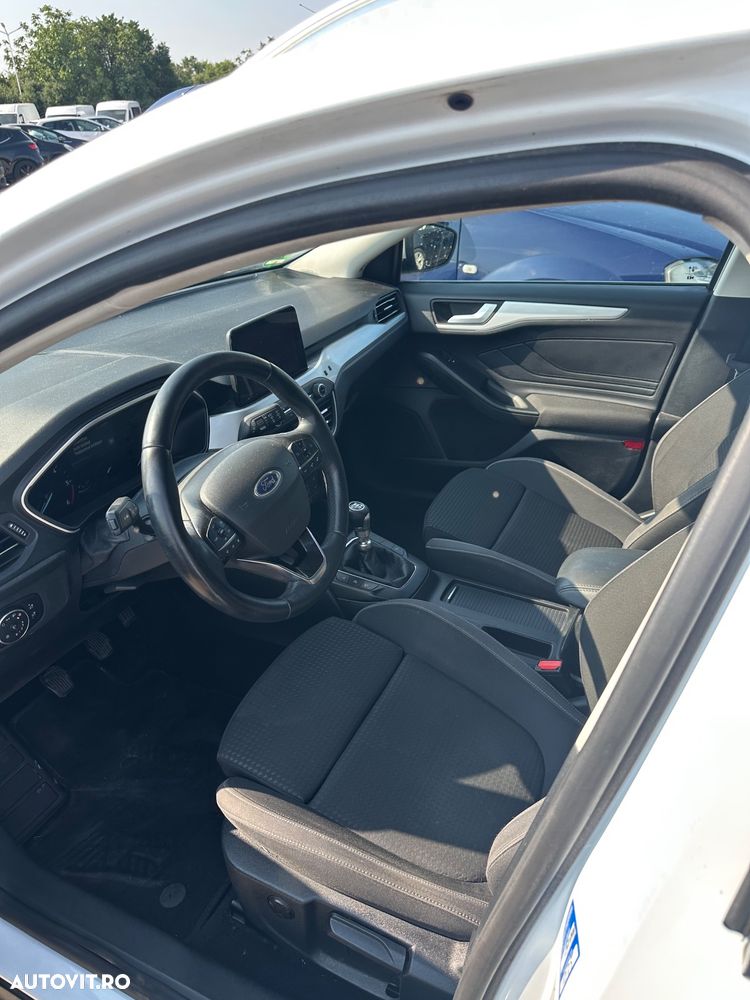 Ford Focus 1.5 EcoBlue Start-Stopp-System COOL&CONNECT - 8
