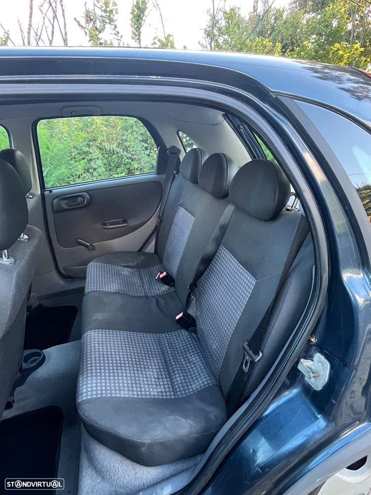 Opel Corsa 1.2 16V Confort - 11