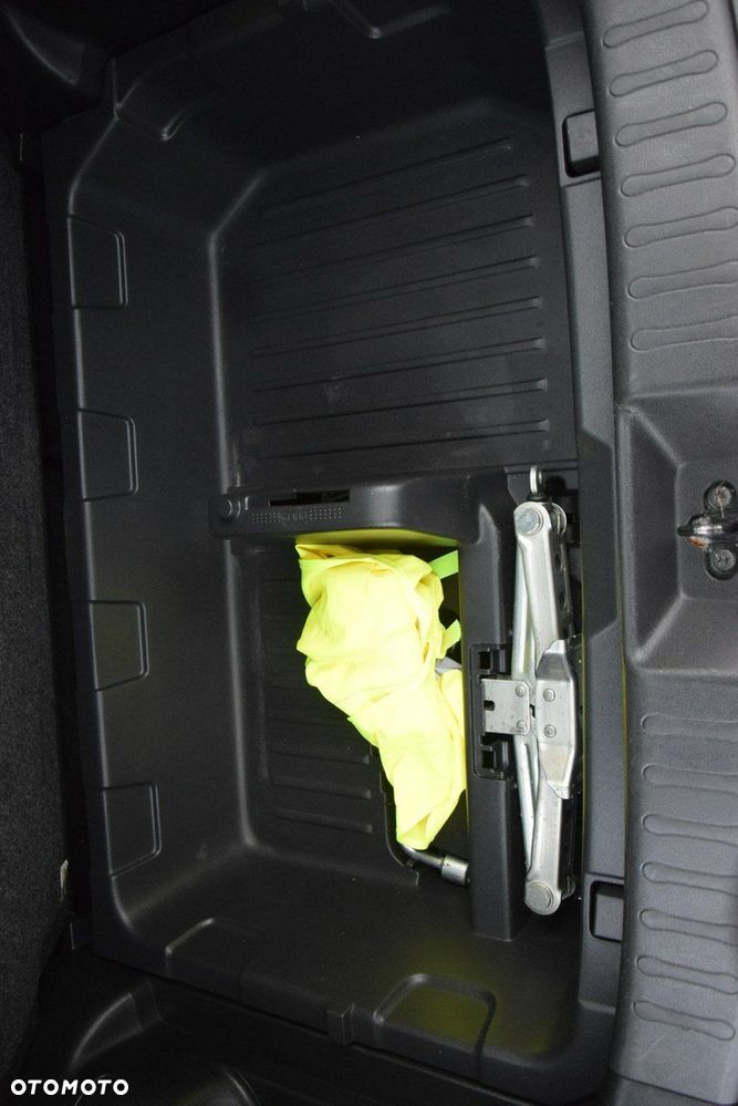 Nissan Juke 1.6 CVT Acenta - 21