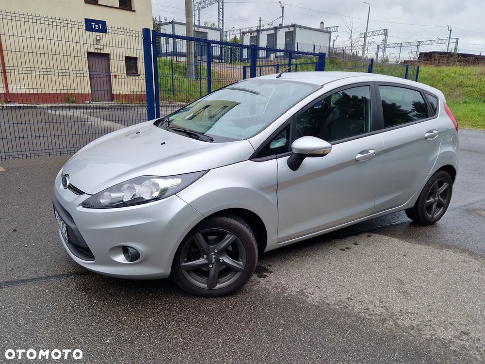 Ford Fiesta 1.4 Champions Edition - 3