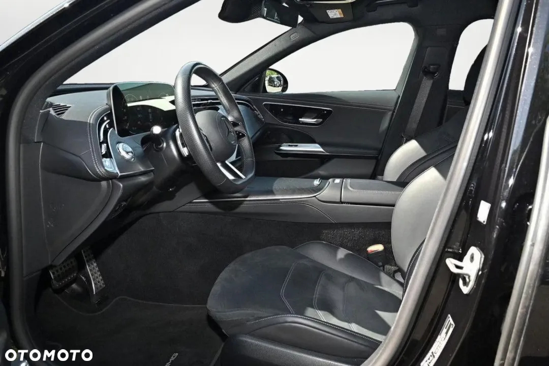 Mercedes-Benz Klasa E 220 d T 4Matic 9G-TRONIC - 11