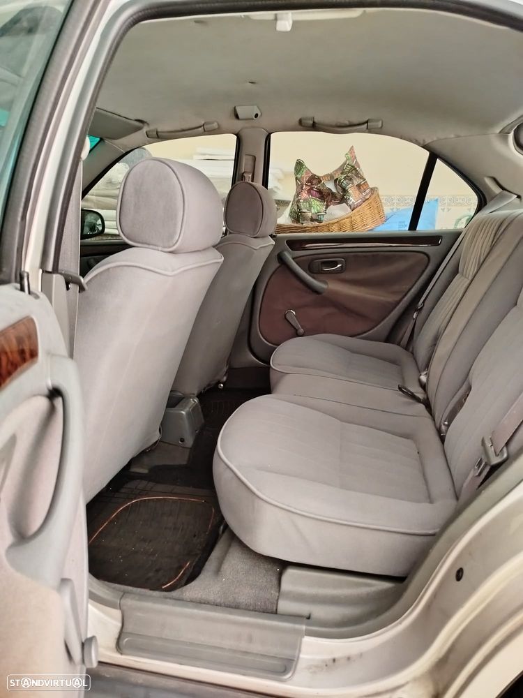 Rover 400 - 12