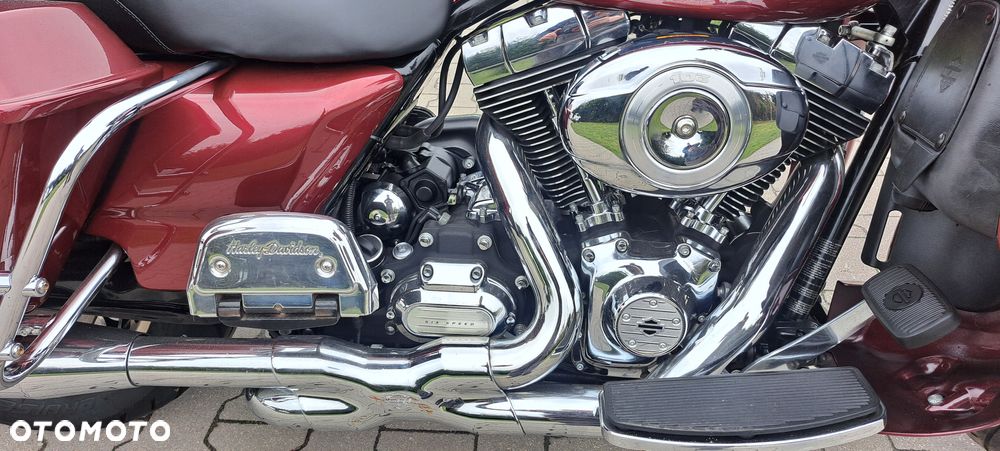 Harley-Davidson Touring Electra Glide - 11