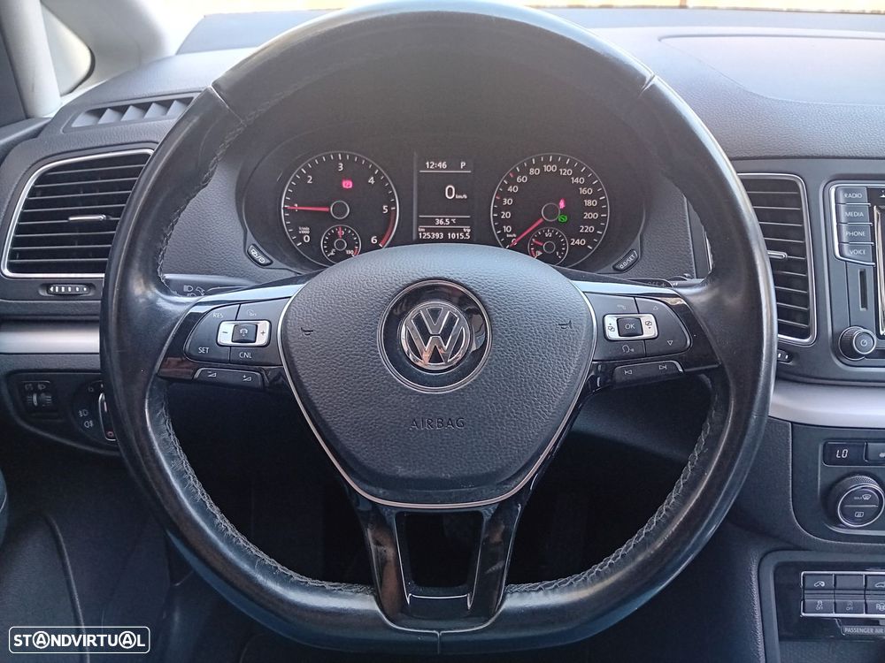 VW Sharan 2.0 TDI Highline DSG - 25