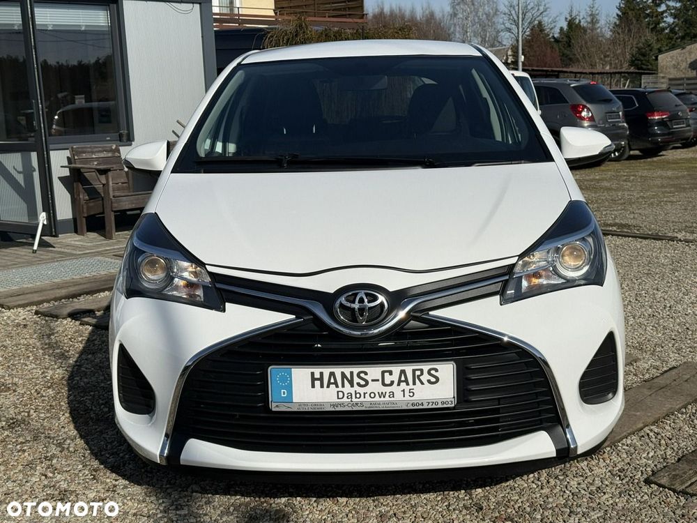 Toyota Yaris - 12