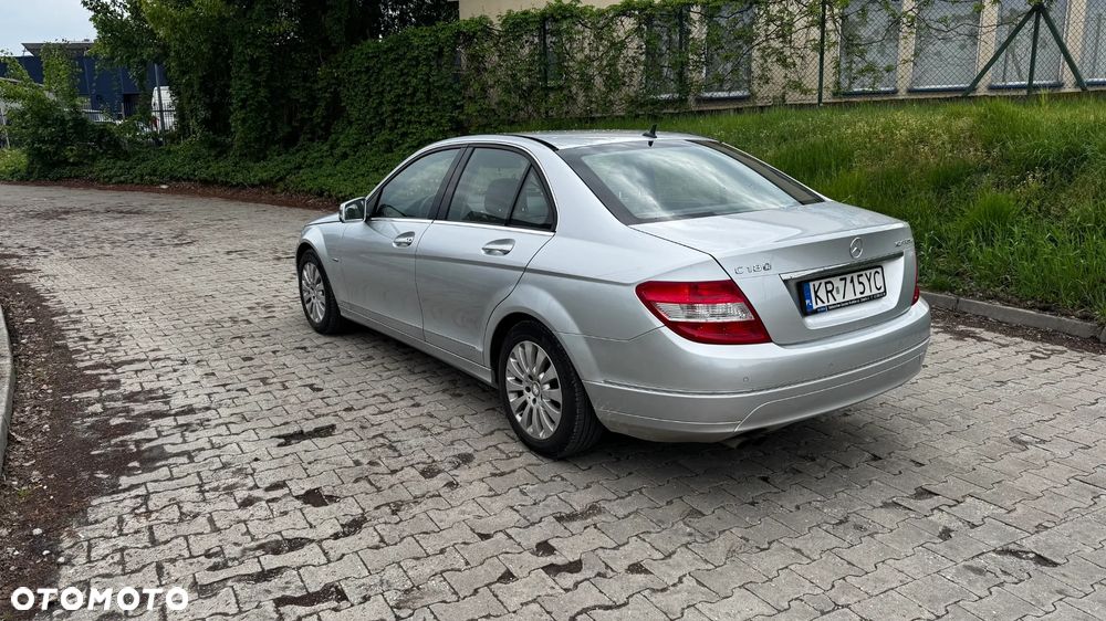 Mercedes-Benz Klasa C 180 Kompressor BlueEFFICIENCY Elegance - 3