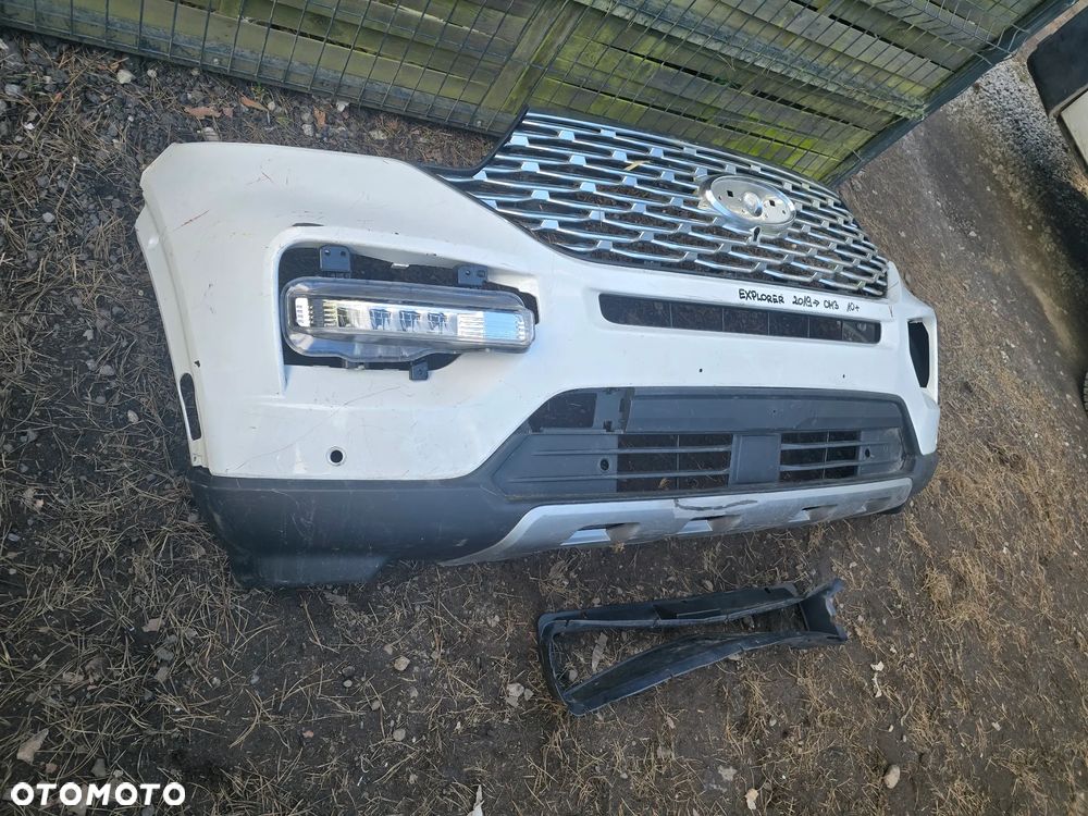 Ford explorer zderzak przód - 2