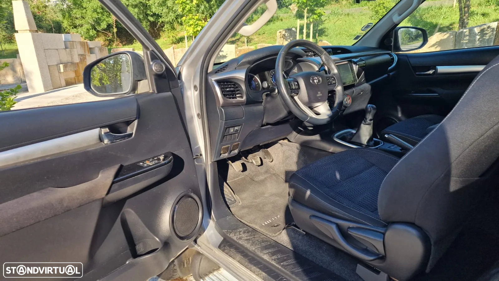 Toyota HiLux 8 Extra-Cab 2.4 D-4D 150HP 4x4 - 9