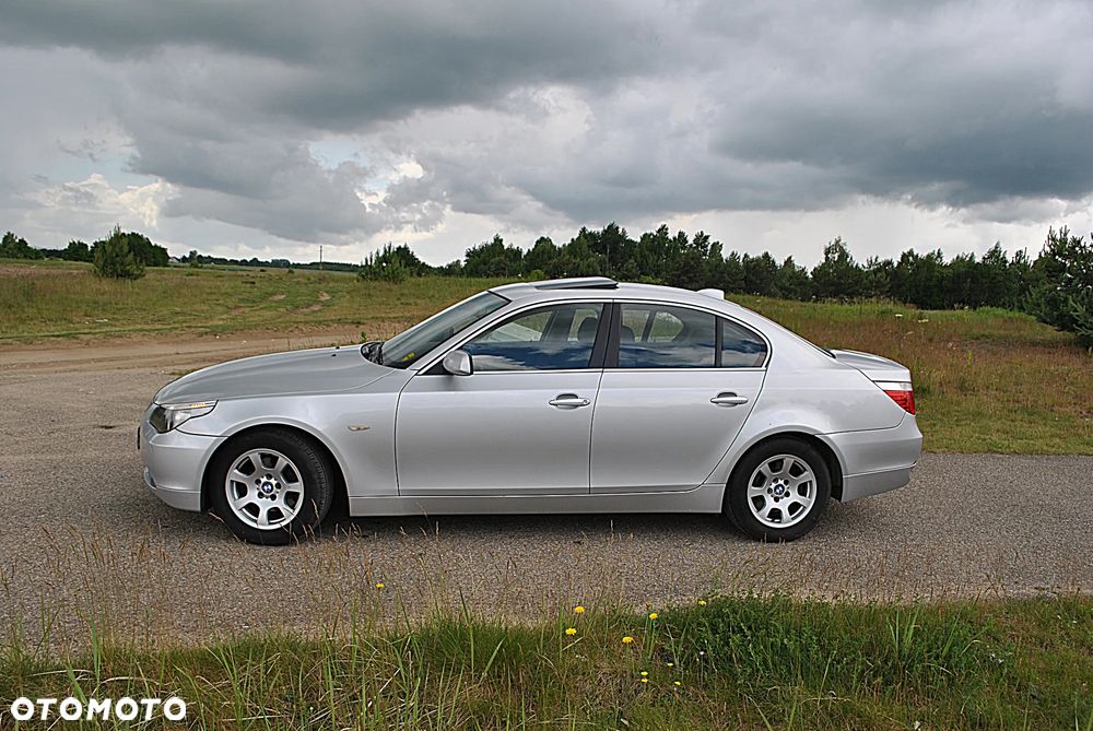 BMW Seria 5 520i - 3