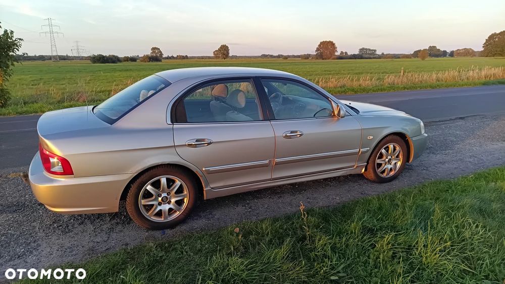 Kia Magentis 2.0 (air4) / Gold - 3