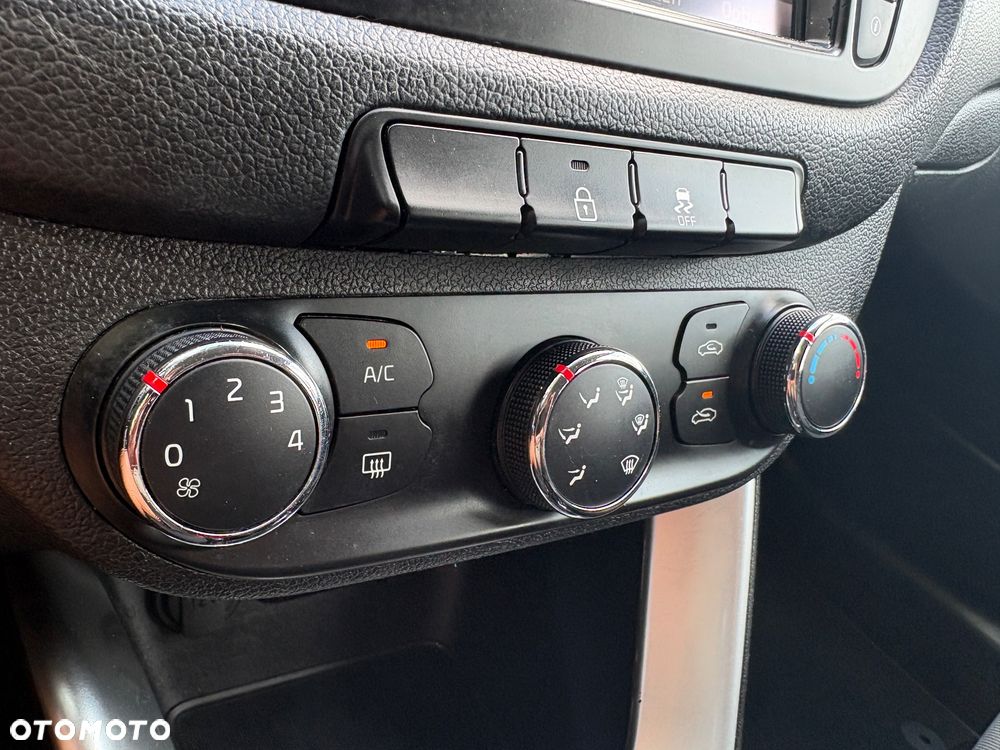 Kia Ceed 1.6 GDI L - 21
