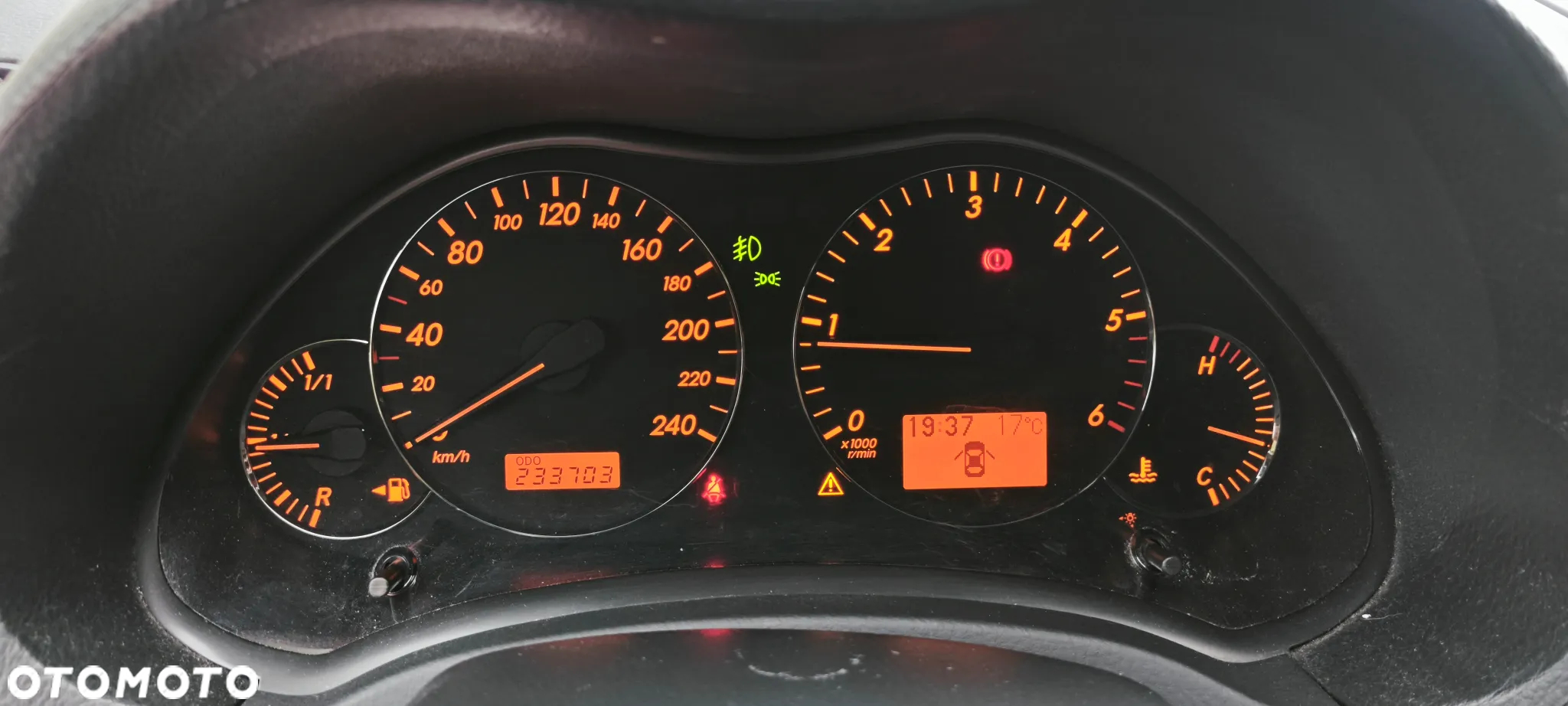 Toyota Avensis 2.2 D-4D Sol Plus - 16