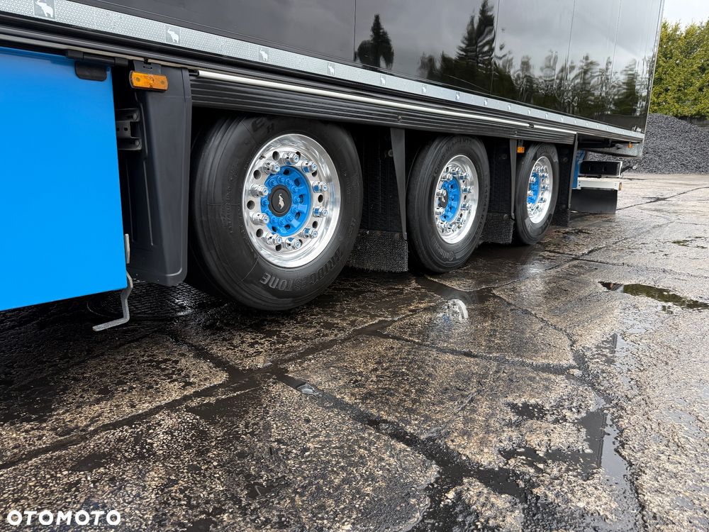 Schmitz Cargobull - 18