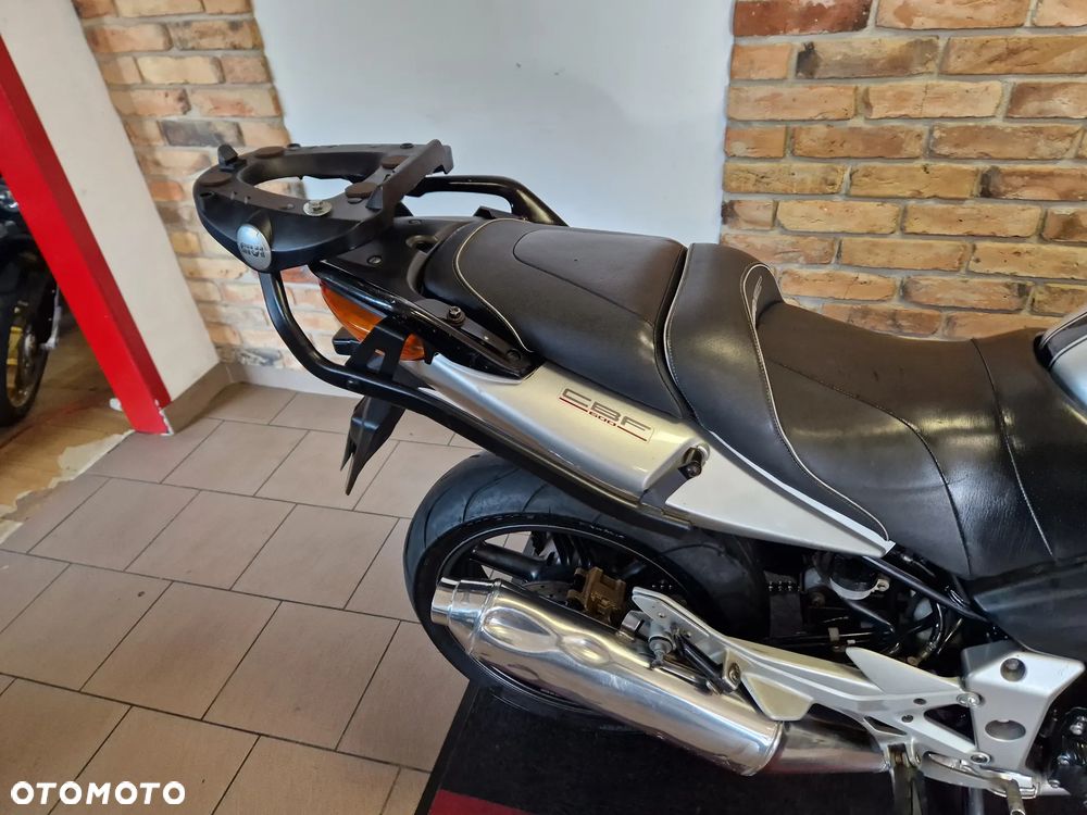 Honda CBF - 30