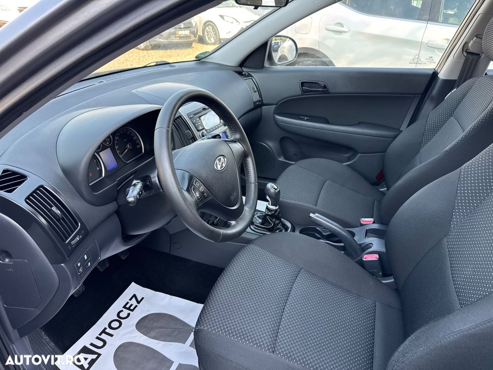 Hyundai i30 1.4 blue Comfort - 10